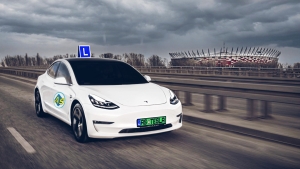 TESLA MODEL 3  - 246E5711-D17C-47A0-80BF-72BC51A6C4BC.jpg